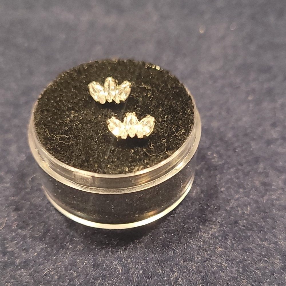 Invictus Crystal Marquis (Set of 2)